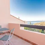 Joli 43m2 , Vue , Piscine , Parking * Saint-Raphaël