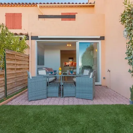 Joli 43m2 , Vue , Piscine , Parking Apartment Saint-Raphaël