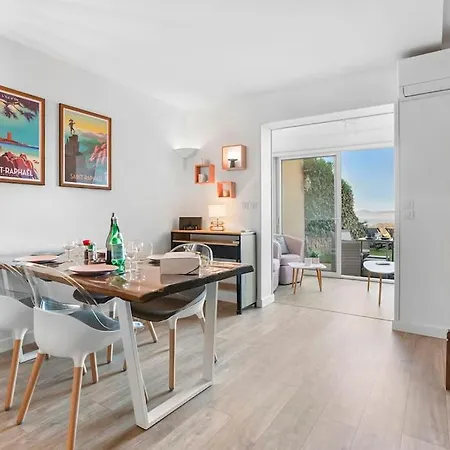 Apartamento Joli 43m2 , Vue , Piscine , Parking Saint-Raphaël