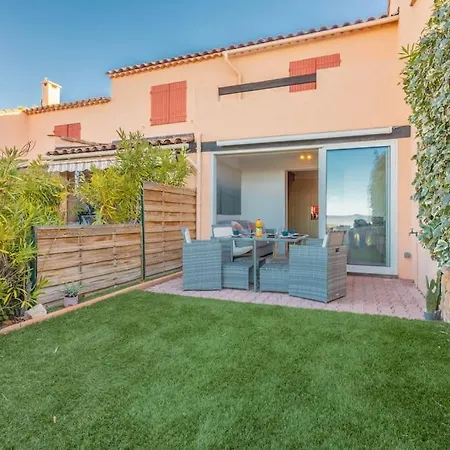 Joli 43m2 , Vue , Piscine , Parking Lägenhet Saint-Raphaël