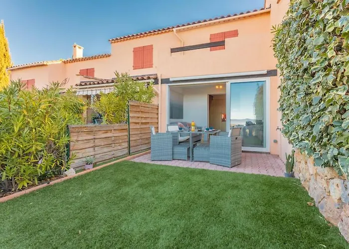 Joli 43m2 , Vue , Piscine , Parking Appartement Saint-Raphaël